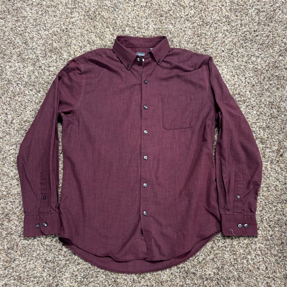 Van Heusen R Fit Button Down Dress Shirt - Preowned - Men's Size M - 2072